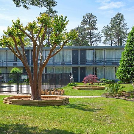 Masters Inn Selma Smithfield I-95 By Oyo Exterior foto